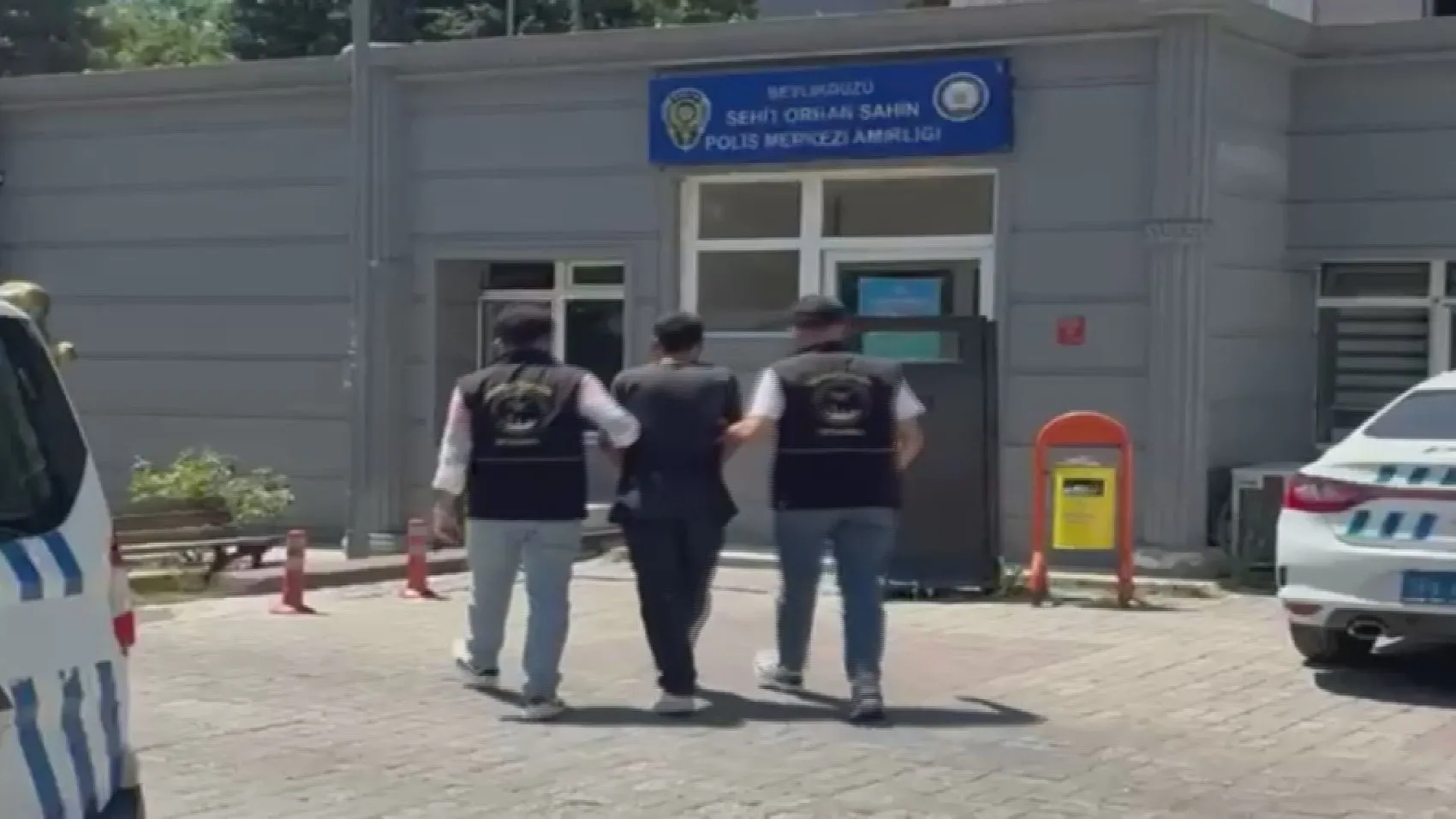 Beylikdüzü'nde apartman zillerini çalan şüpheli serbest kaldı