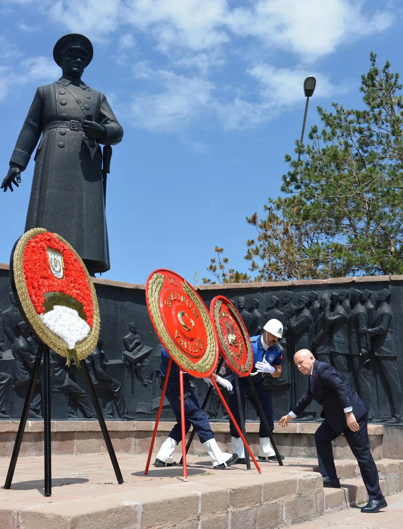 Atatürkün Erzurum günleri 107 yıl sonra coşkuyla kutlandı