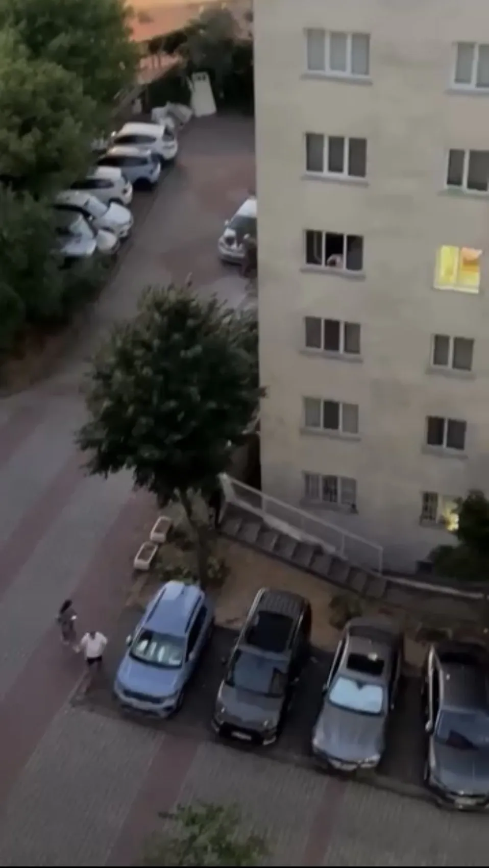Kağıthane'de 9'uncu kattan düşen bebek hayatını kaybetti