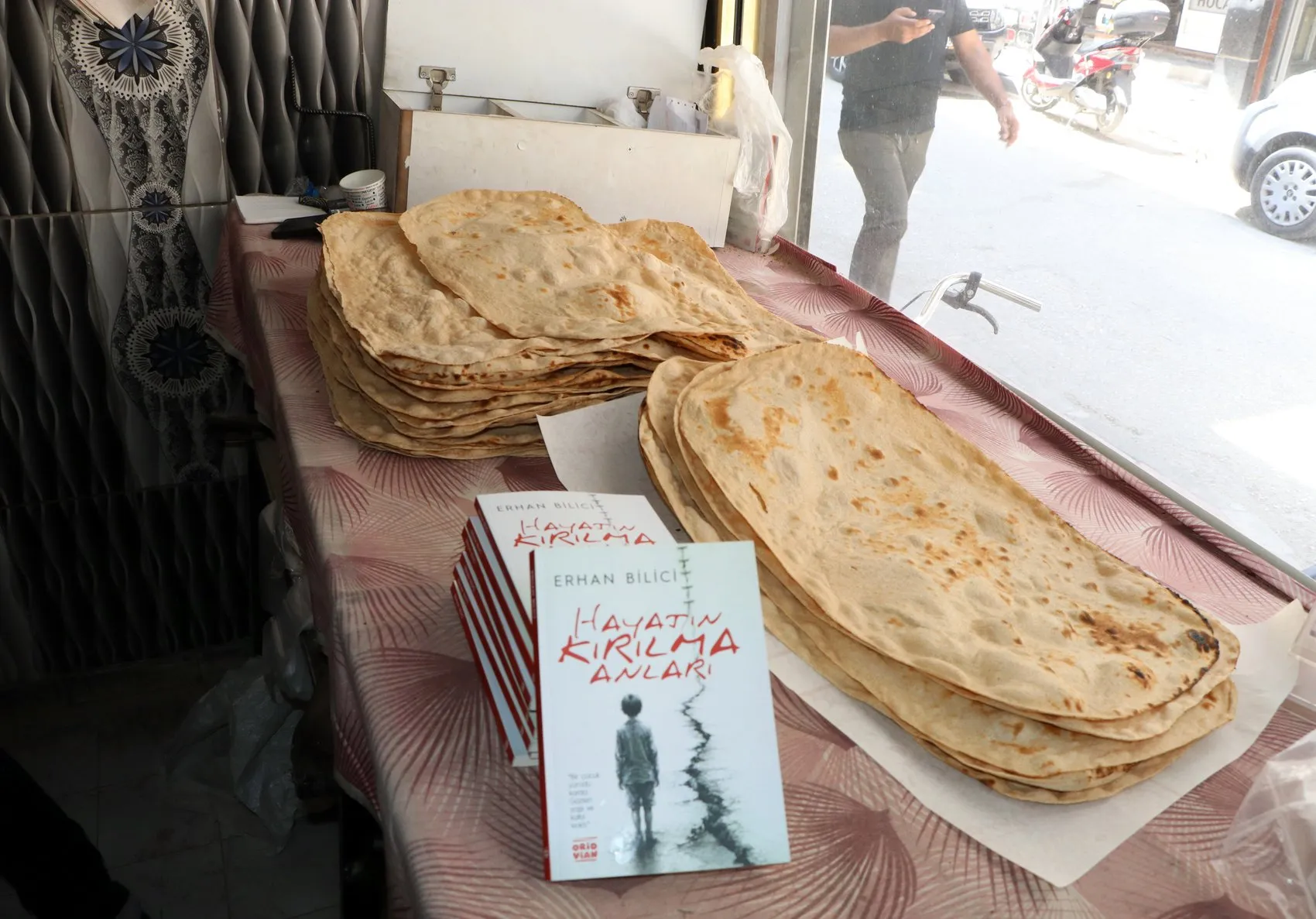 Vanlı fırıncıdan tandır başında yazılan bir roman hikayesi