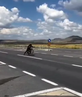 Aksaray'da tehlikeli sürüş yapan motosikletlilere ağır fatura