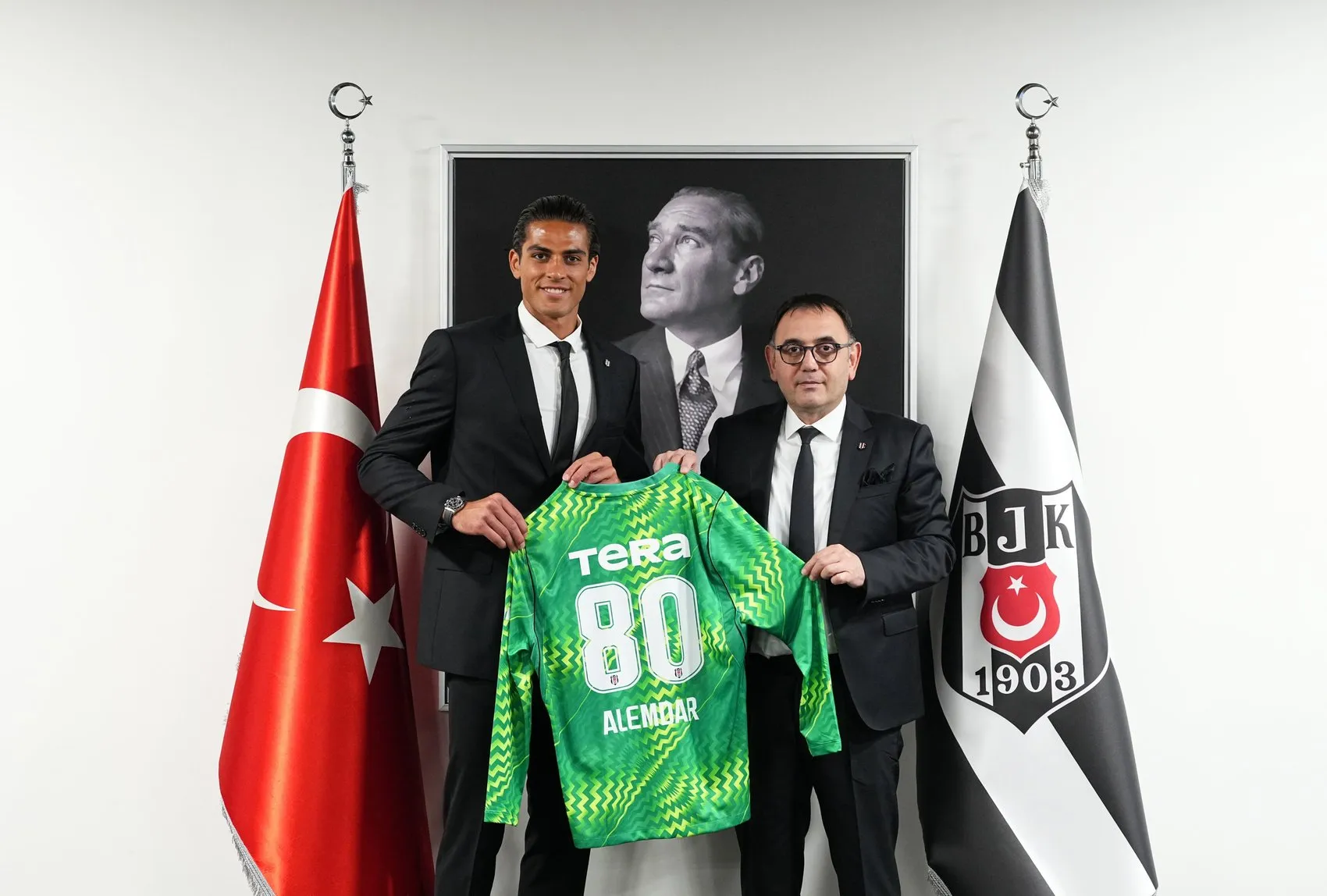 Beşiktaş kalesini Doğan Alemdar’a emanet etti