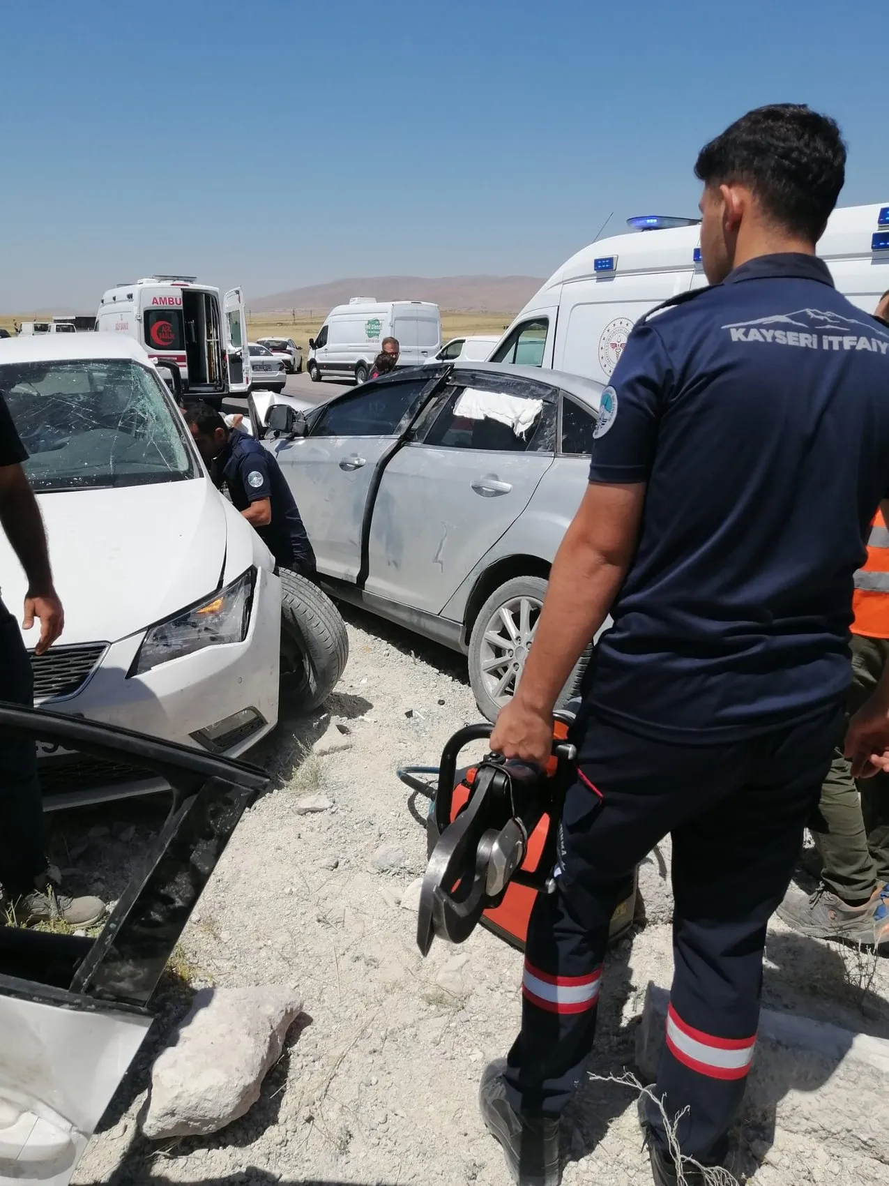 Kayseri Bünyan yolunda feci kaza 2 ölü, 9 yaralı