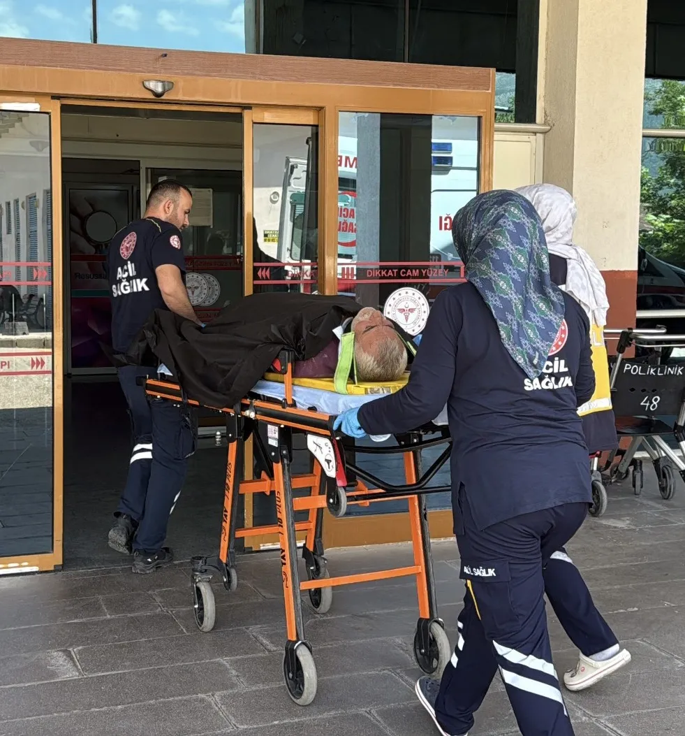 Seydişehir yolunda iki araç çarpıştı