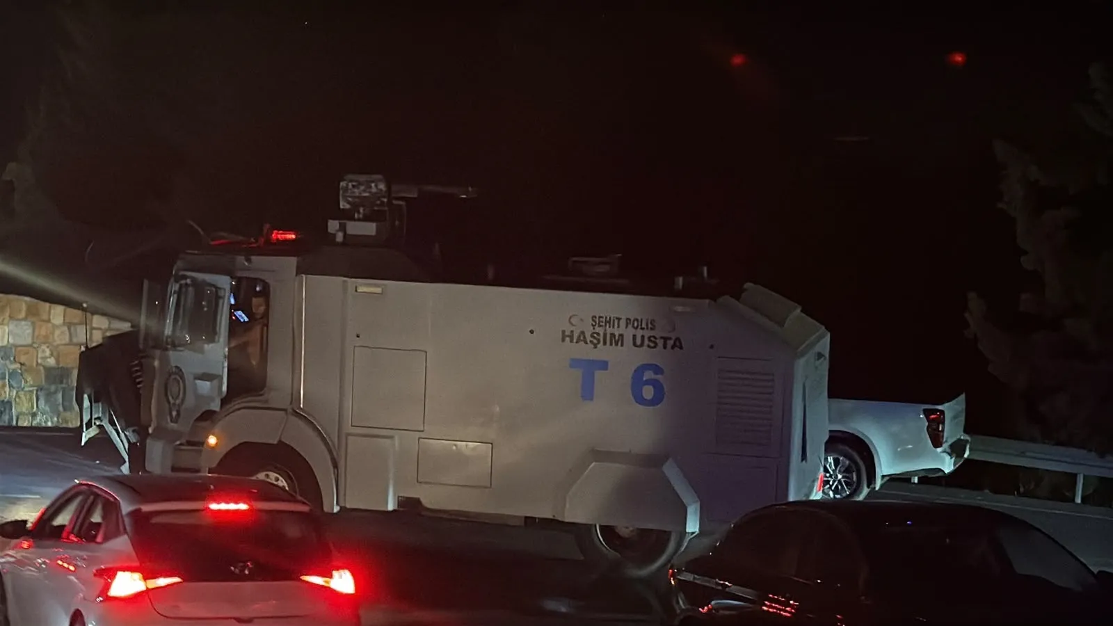 Milas alevlere teslim 1120 kişi bölgeden tahliye edildi