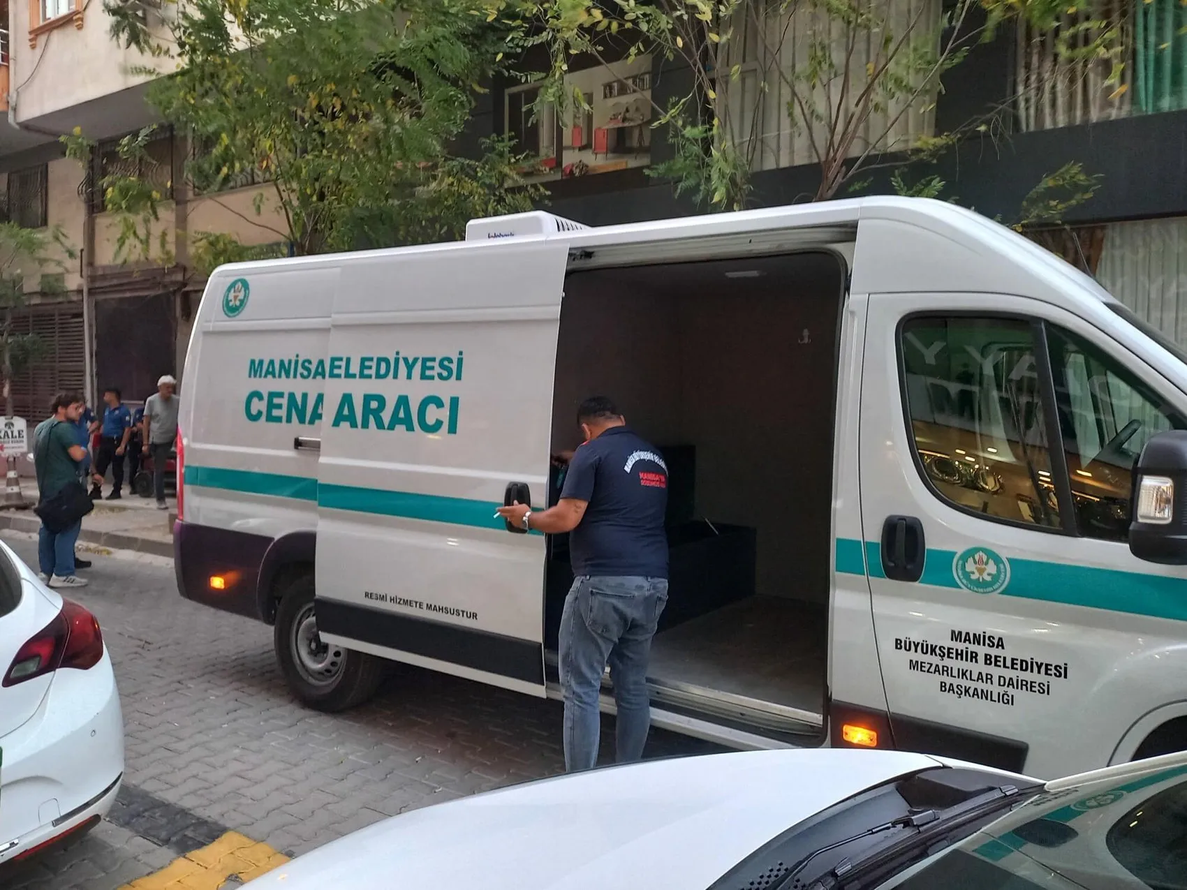 Manisa'da yalnız yaşayan emekli bekçi evinde ölü bulundu