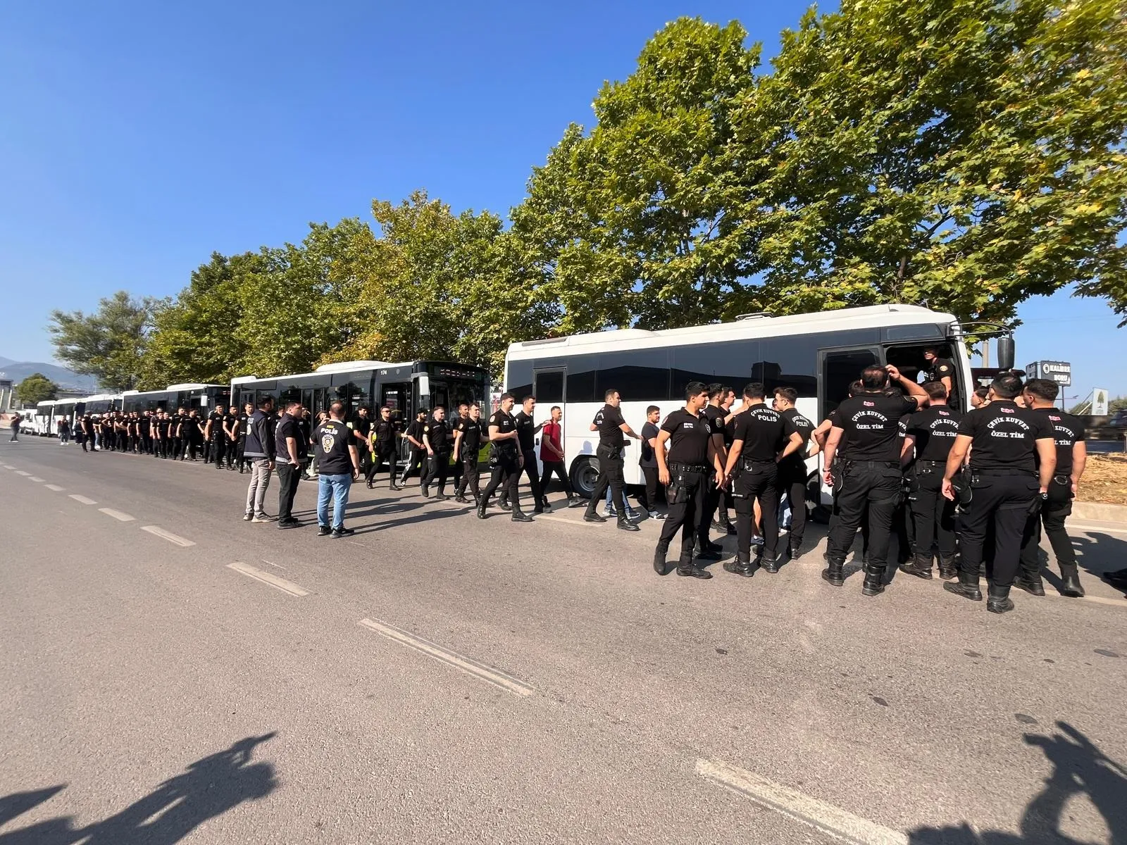 Kocaeli merkezli dev bahis operasyonunda 119 kişi adliyeye getirildi