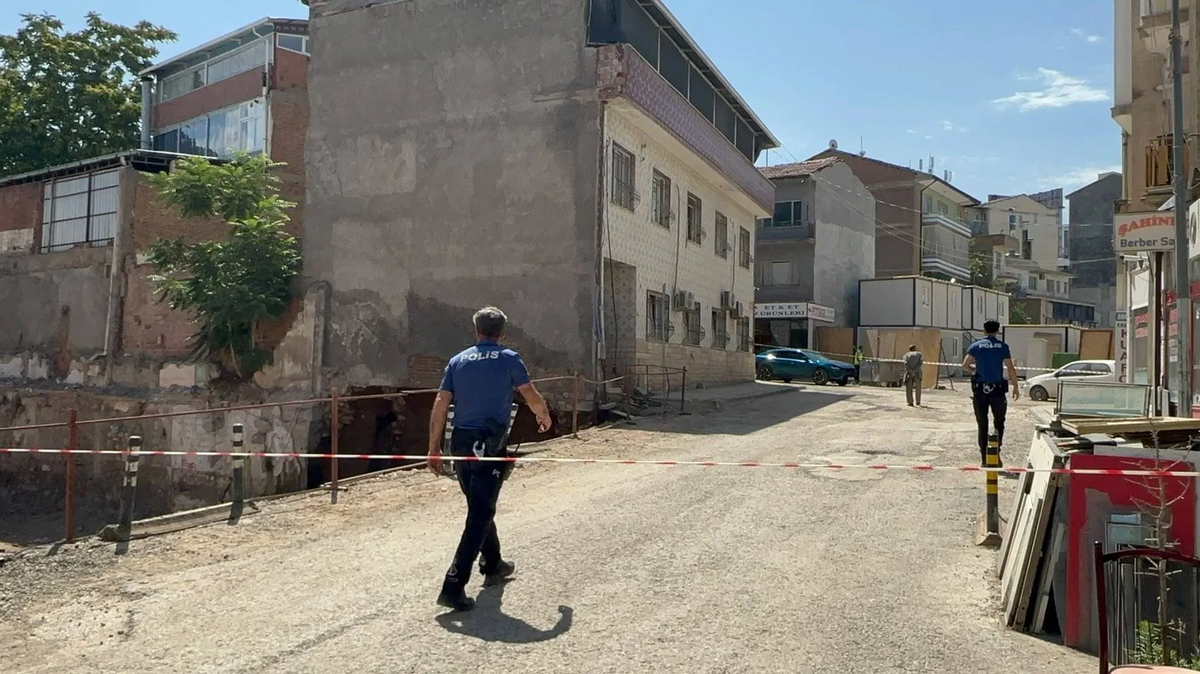 Malatya’da inşaat kazısı korkuttu Evler boşaltıldı