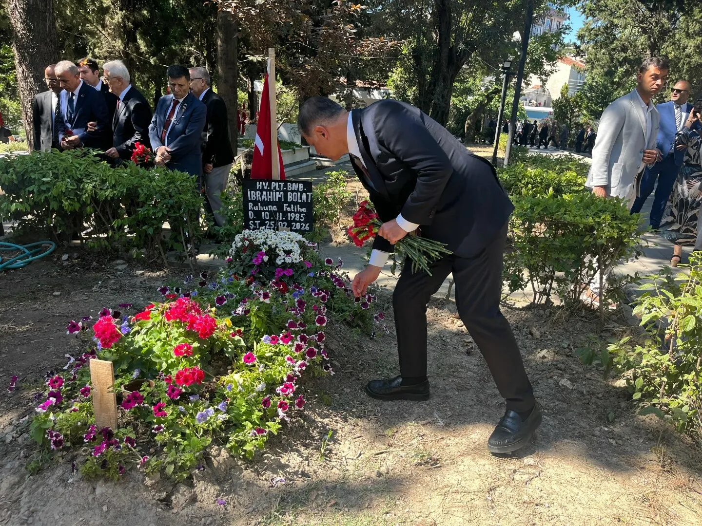 İzmir 15 Temmuz şehitlerini Kadifekale’de andı