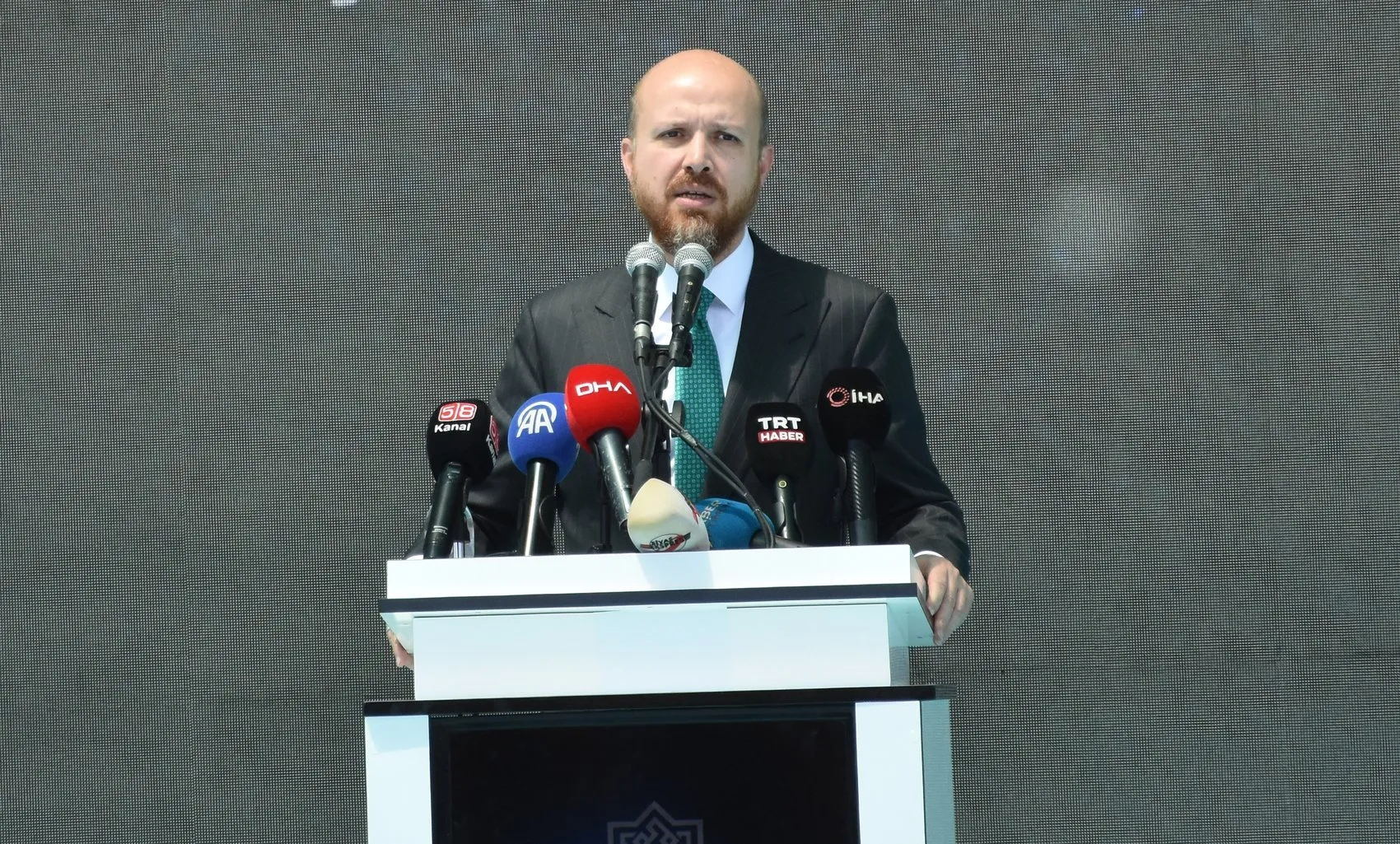 Sivas’ta 30 binadan oluşan büyük külliye projesinin temelleri atıldı
