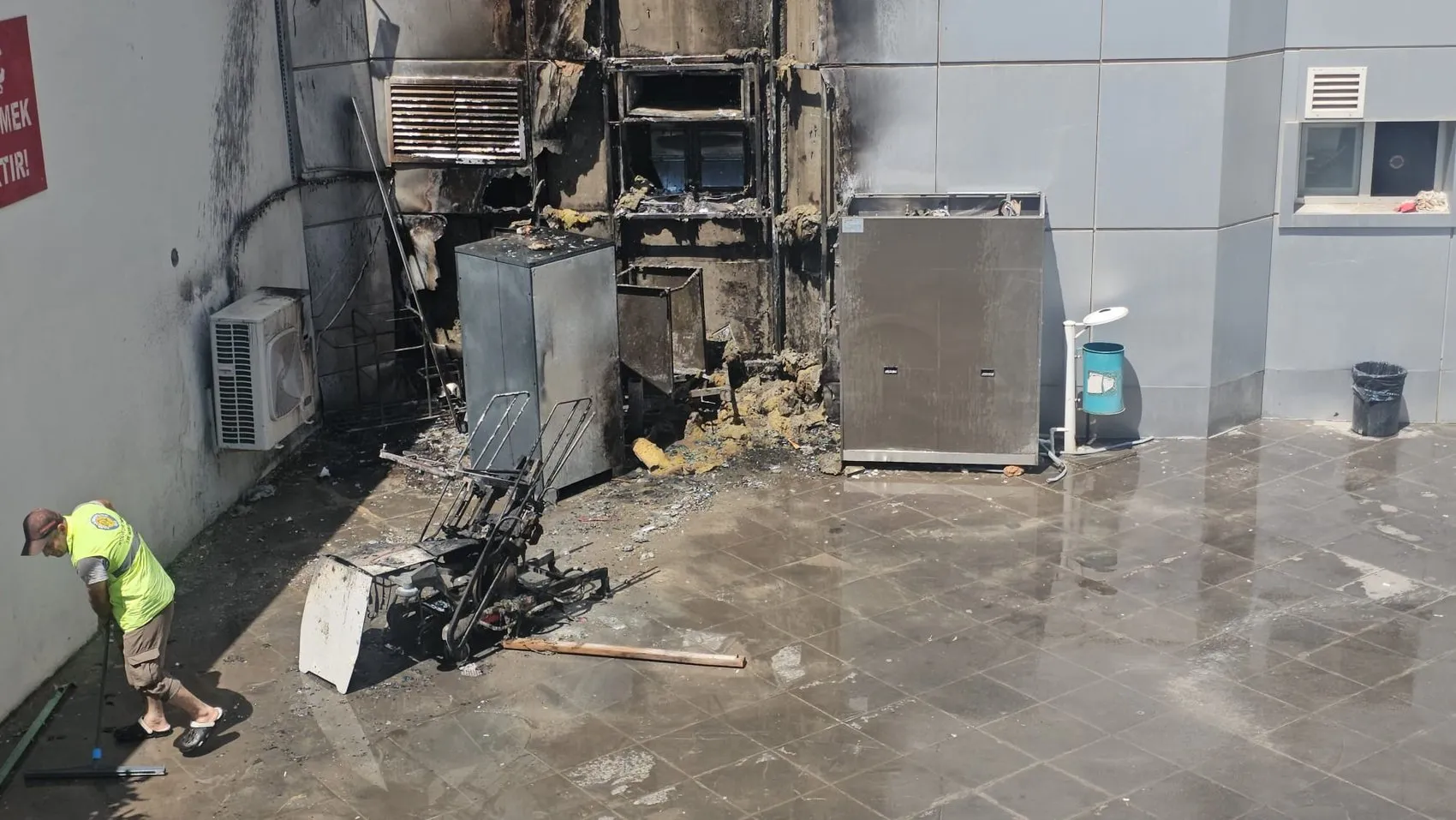 Şanlıurfa'da üniversite hastanesinde yangın paniği