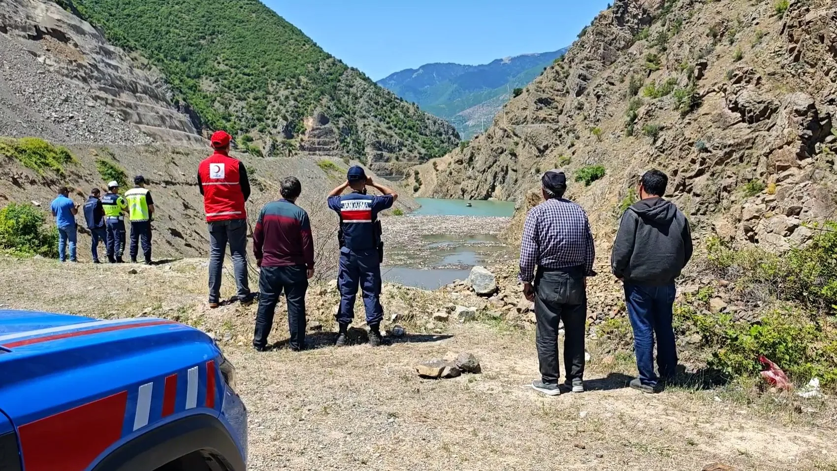 Artvin’de dereye uçan araçtaki ikinci cenazeye de ulaşıldı