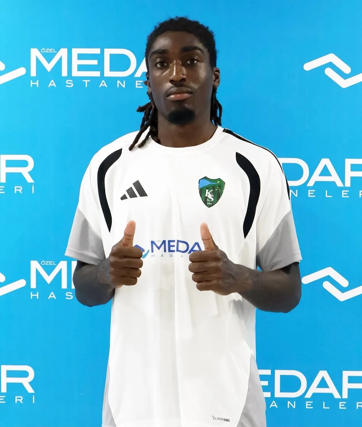 Kocaelispor savunmasına Fransız takviyesi