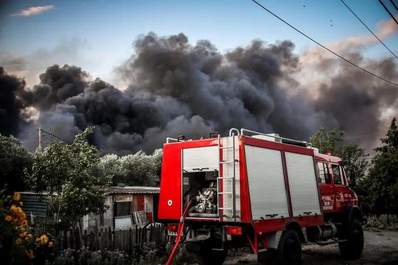 Yunanistan adalarında orman yangını paniği