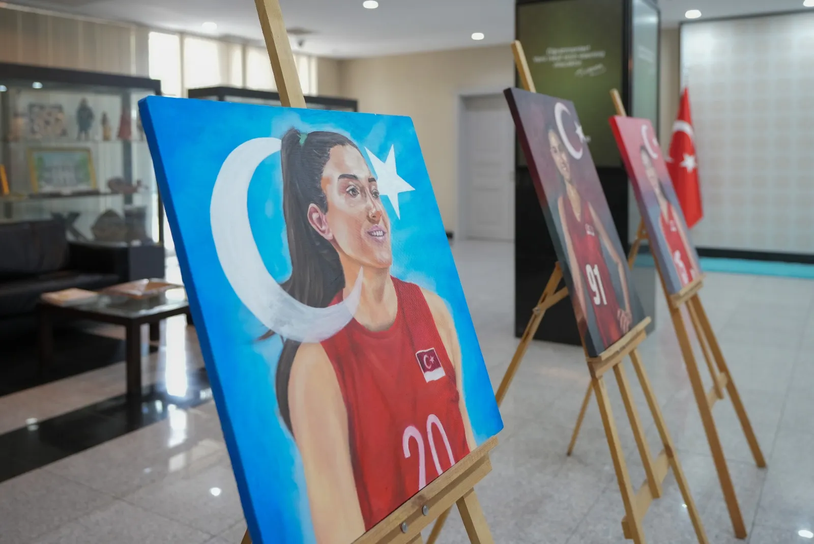 Filenin Sultanları için Milli Eğitim binasında özel sergi açıldı