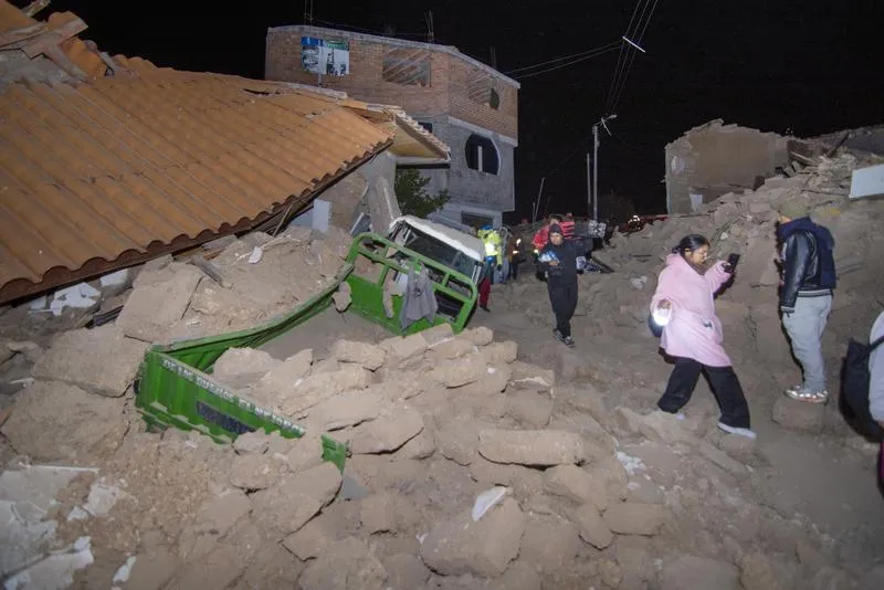 Peru'da sarsılan Sicaya kentinde bilanço ağırlaşıyor