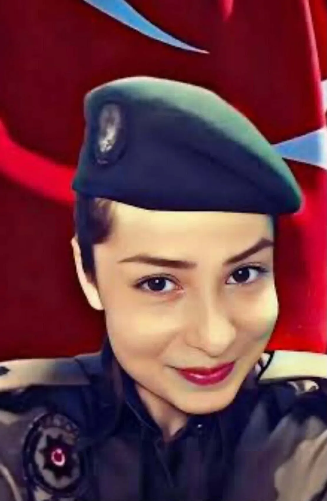 Şehit komiserin ismini taşıyan yeğenine anlamlı hediye