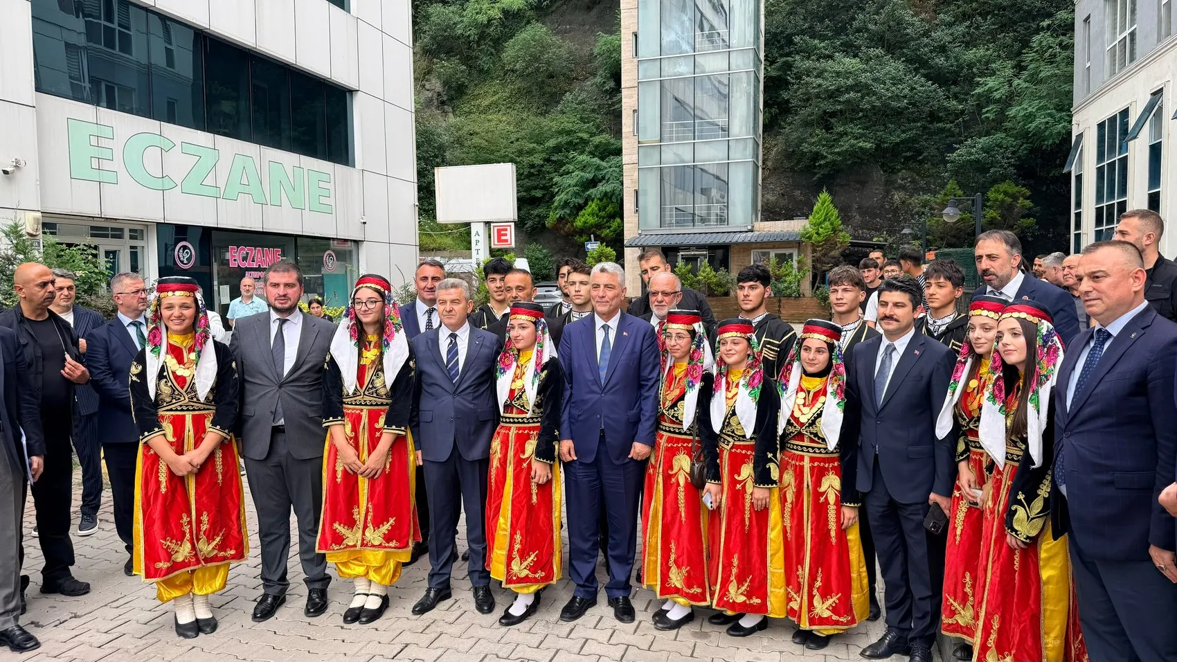 Sarp Sınır Kapısı trafiği rahatlıyor