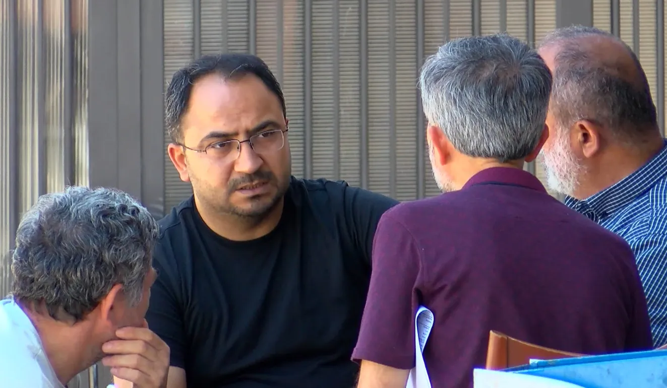 Arnavutköy'de aile faciası Uzaklaştırma kararı olan baba dehşet saçtı