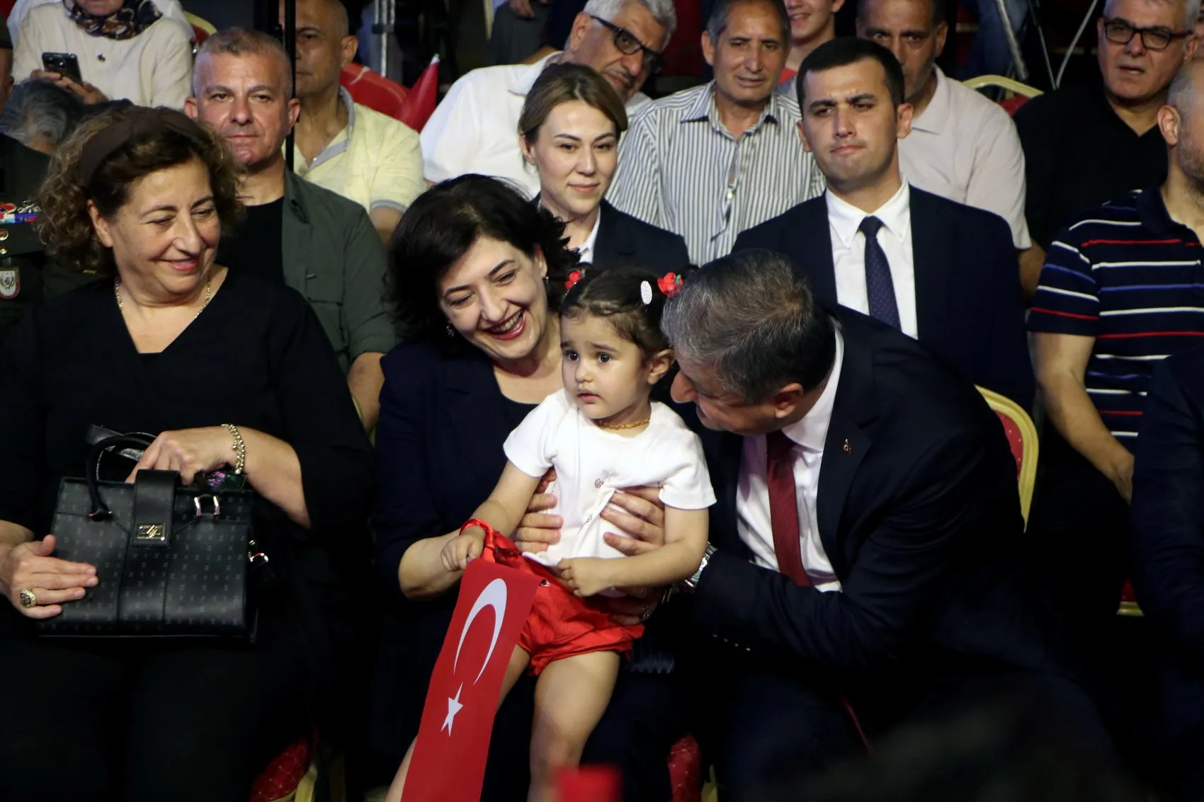 Adana 15 Temmuz için meydanlara indi