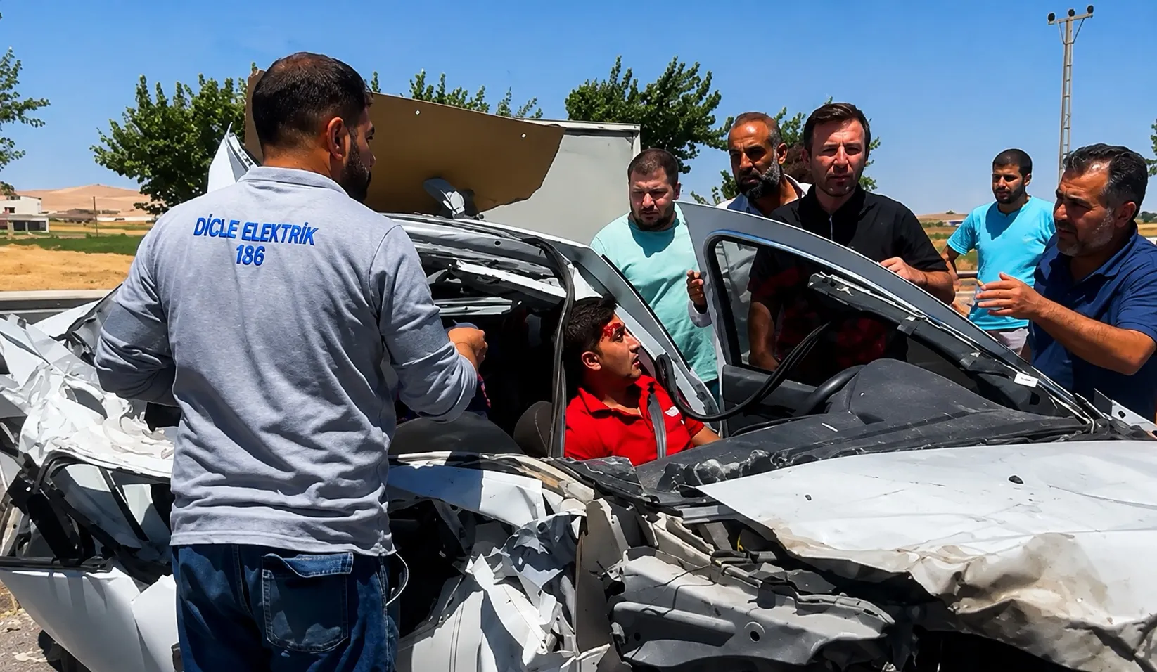 Şanlıurfa'da feci kaza Otomobil TIR'ın altına girdi