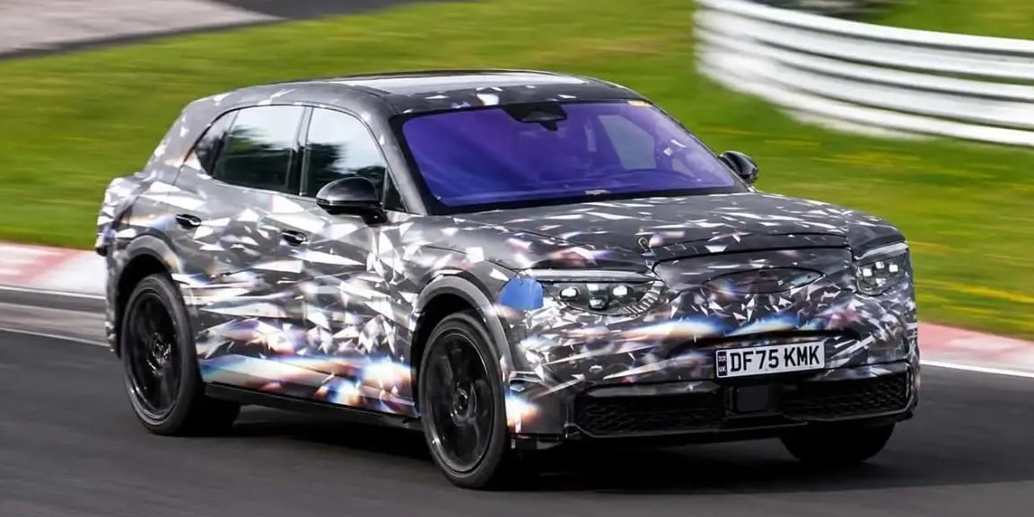 İlk elektrikli Bentley'in ismi açıklandı! Adını İspanya'dan aldı