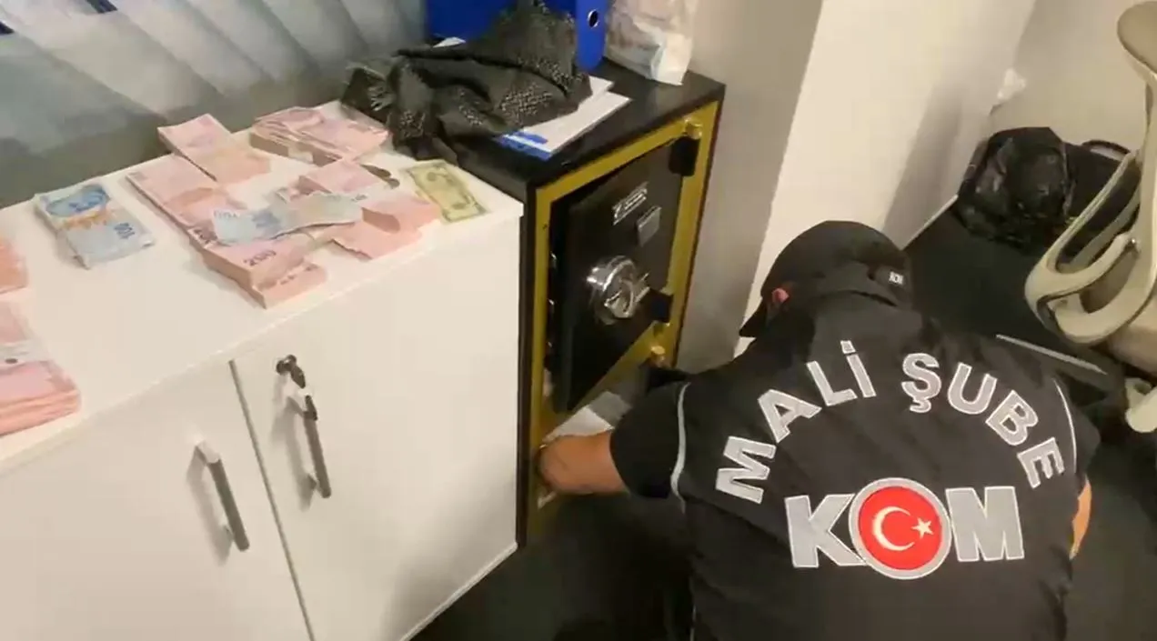 Etimesgut Belediyesi'ne yolsuzluk operasyonu