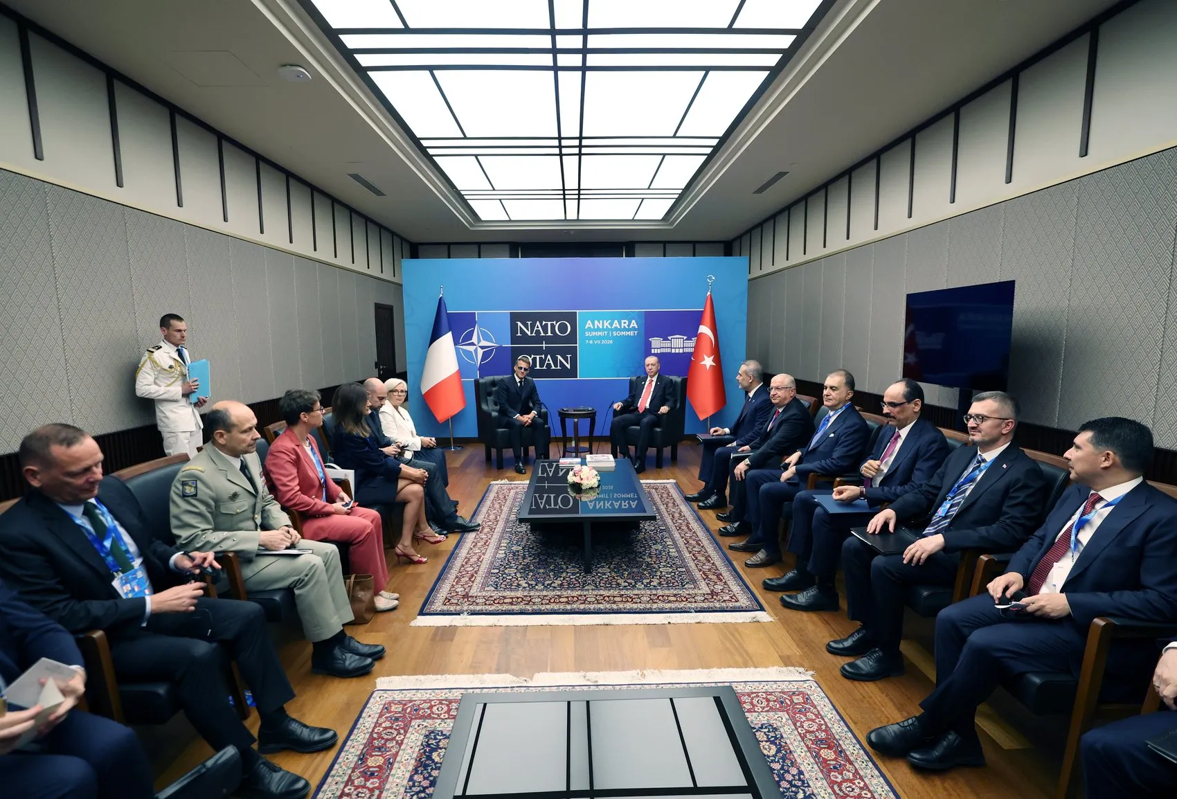 Erdoğan ve Macron Ankara zirvesinde görüştü