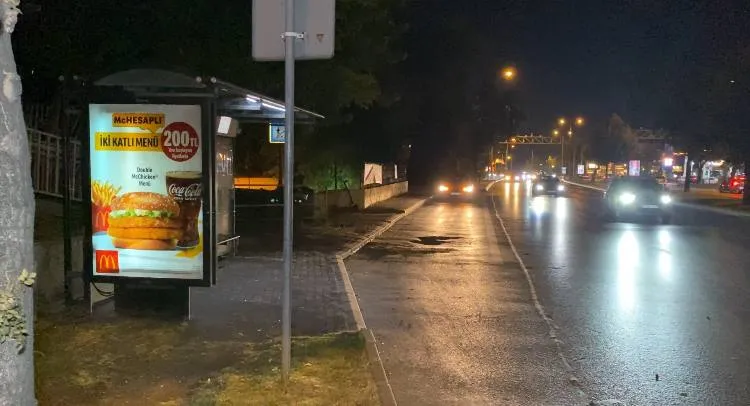 Bakırköy'de motosikletli genci hayattan koparan kaza