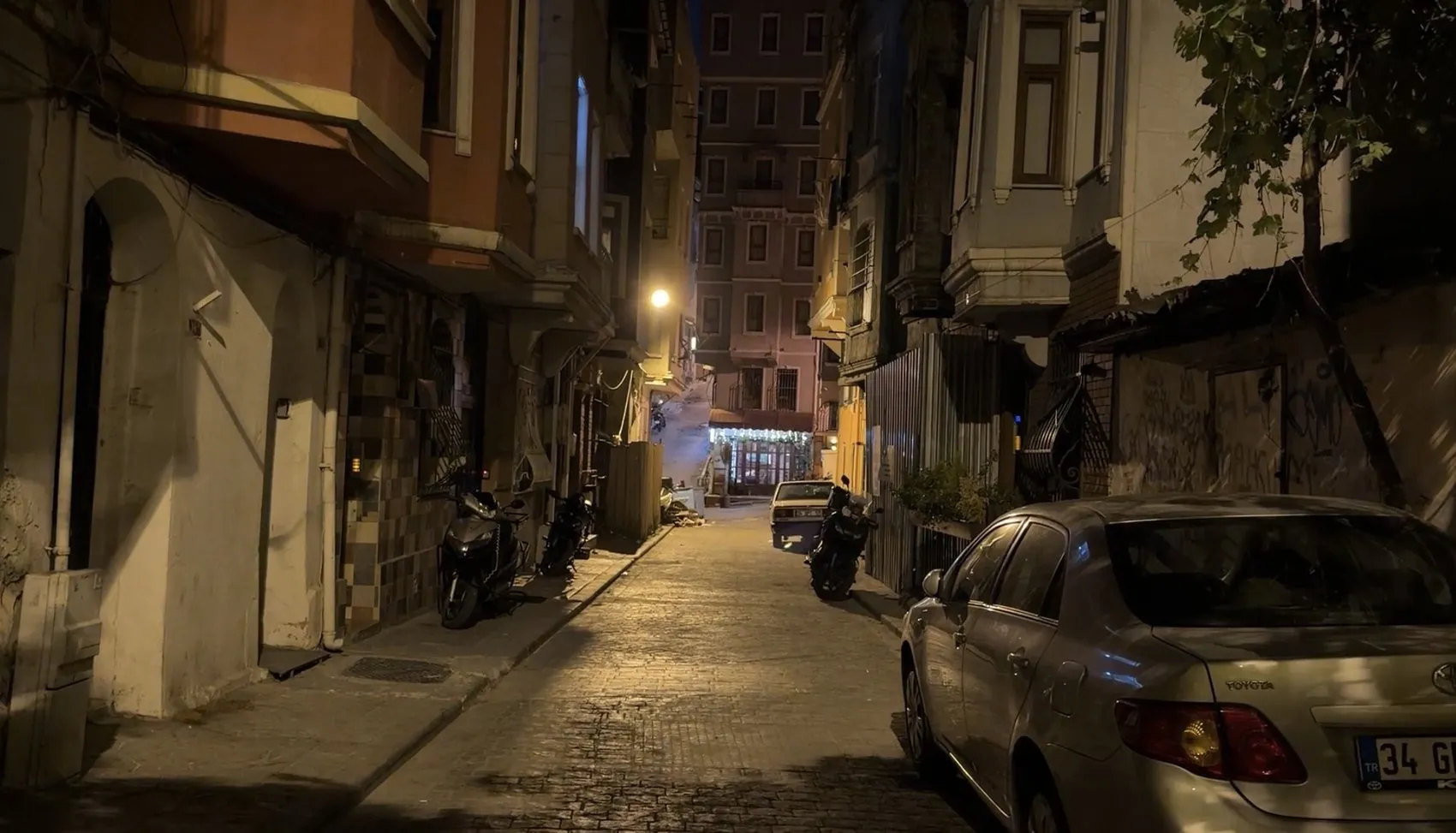 Beyoğlu’ndaki şüpheli ölümün altından yıllar önceki cinayet davası çıktı