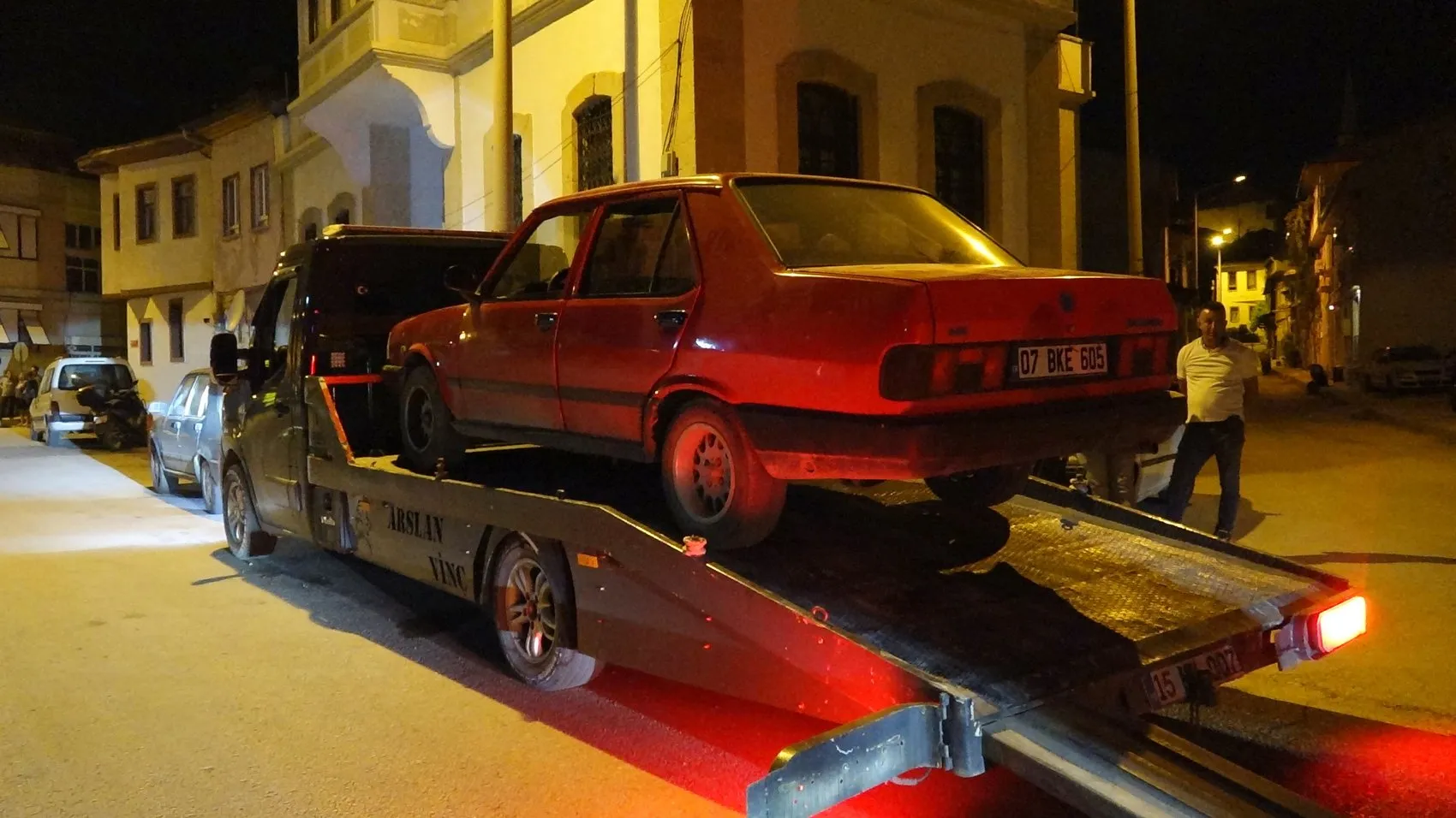Burdur’da polisten kaçan ehliyetsiz sürücüye 280 bin lira fatura çıktı