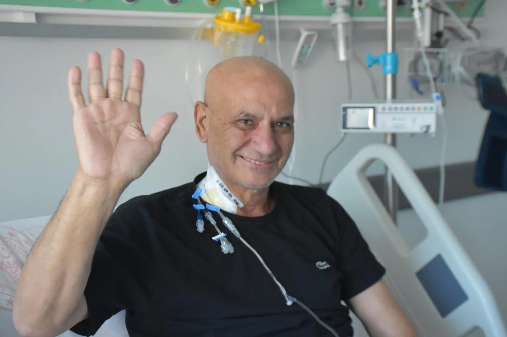 Eşini hastaneye götürdü, kendi hayatını kurtardı