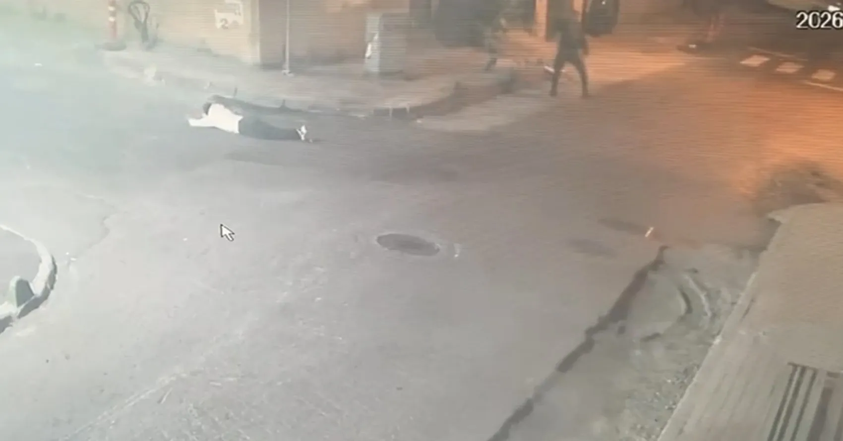 Şişli'de bekçiler silahlı saldırganı bacağından vurarak durdurdu