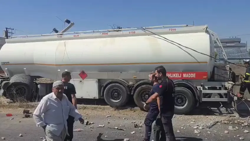 Kızıltepe’de tanker kazası Bir sürücü hayatını kaybetti