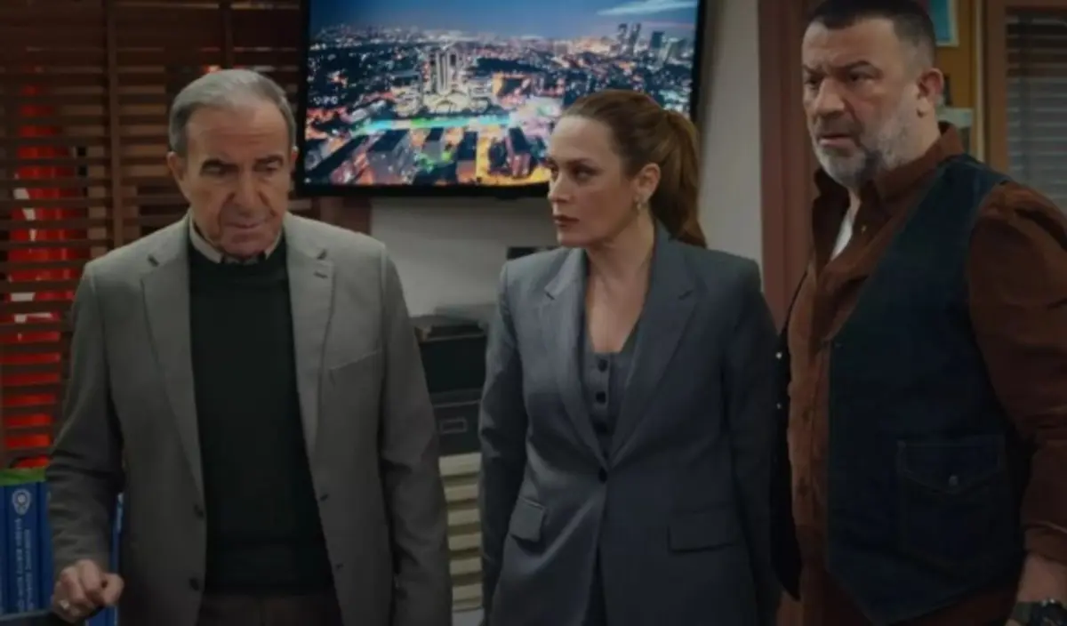 Arka Sokaklar la ilgili şaşırtan gelişme! Herkes final yapmasını beklerken... 2