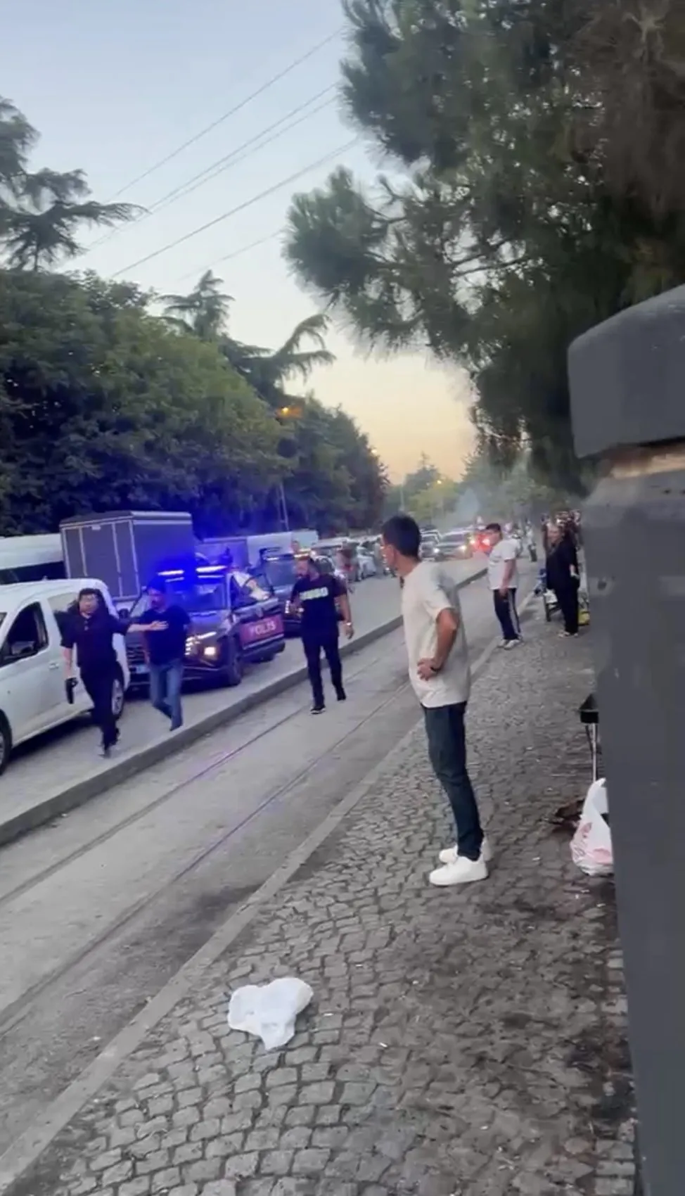 Kağıthane'de trafik kavgası kanlı bitti 4 yaralı