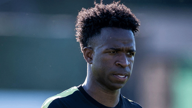 Real Madrid'de maaş krizi: Vinicius Junior için İngiliz devinden dev hamle