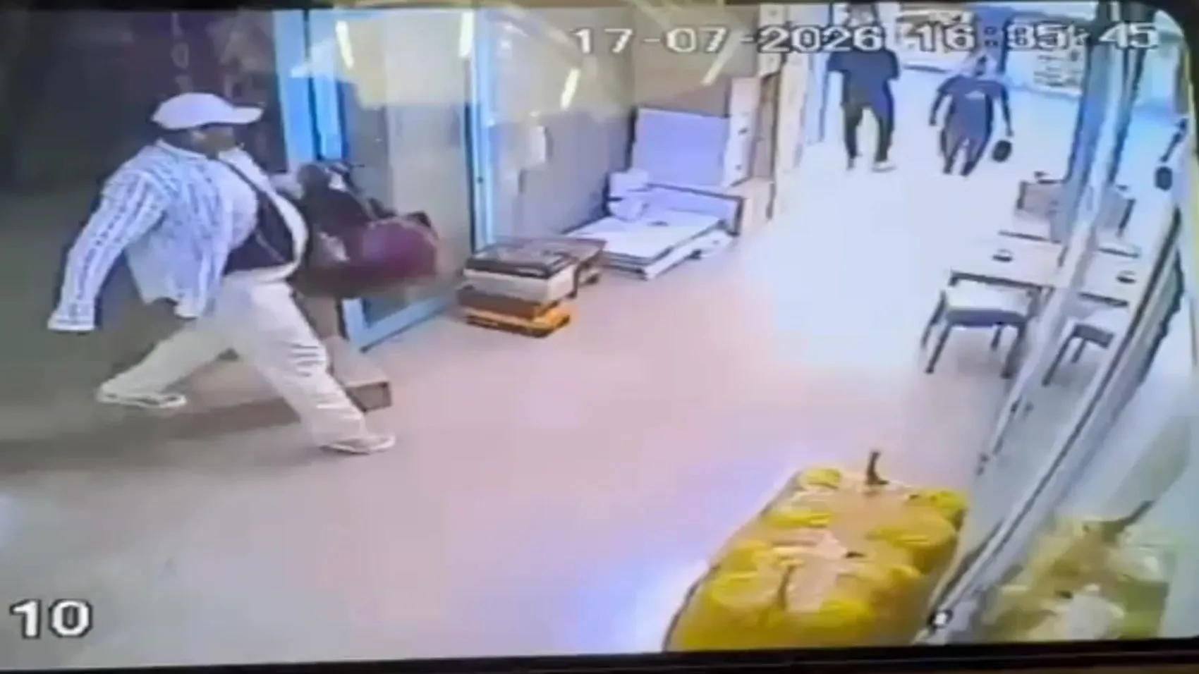 Fatih’te altın vurgunu Güveni kazandı, 4 kiloyu alıp kaçtı
