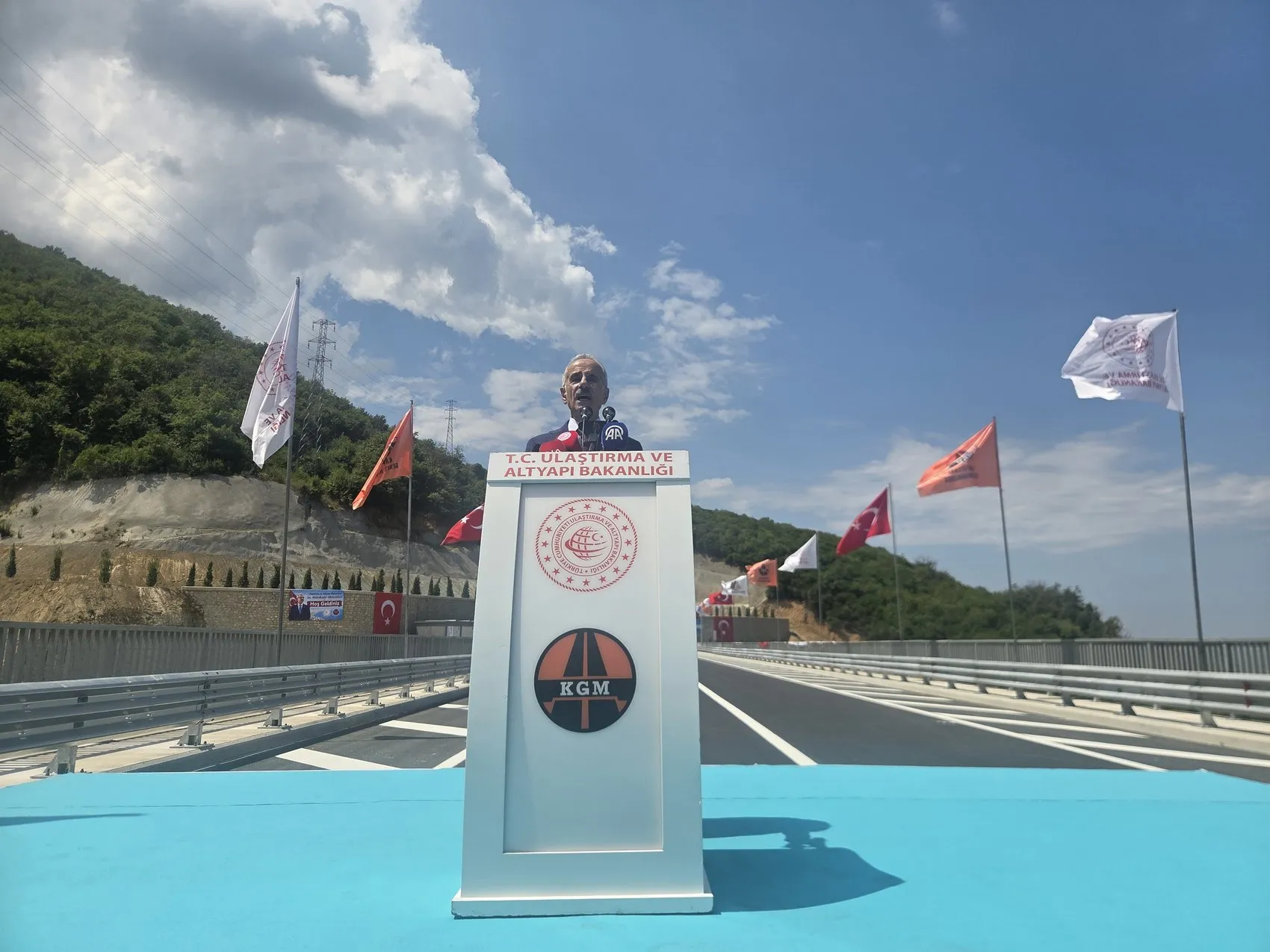 Yalova ve Armutlu arasında yolculuk yarı yarıya kısalıyor