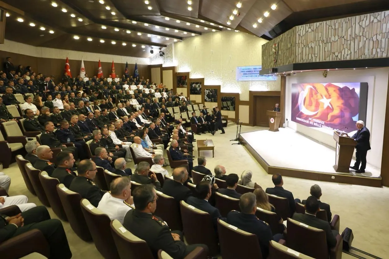Bakan Güler 15 Temmuz şehit yakınları ve gazileri ağırladı
