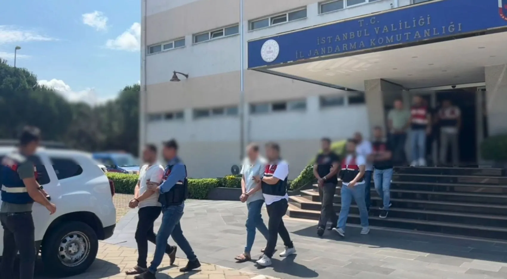 26 ilde göçmen kaçakçılarına büyük darbe