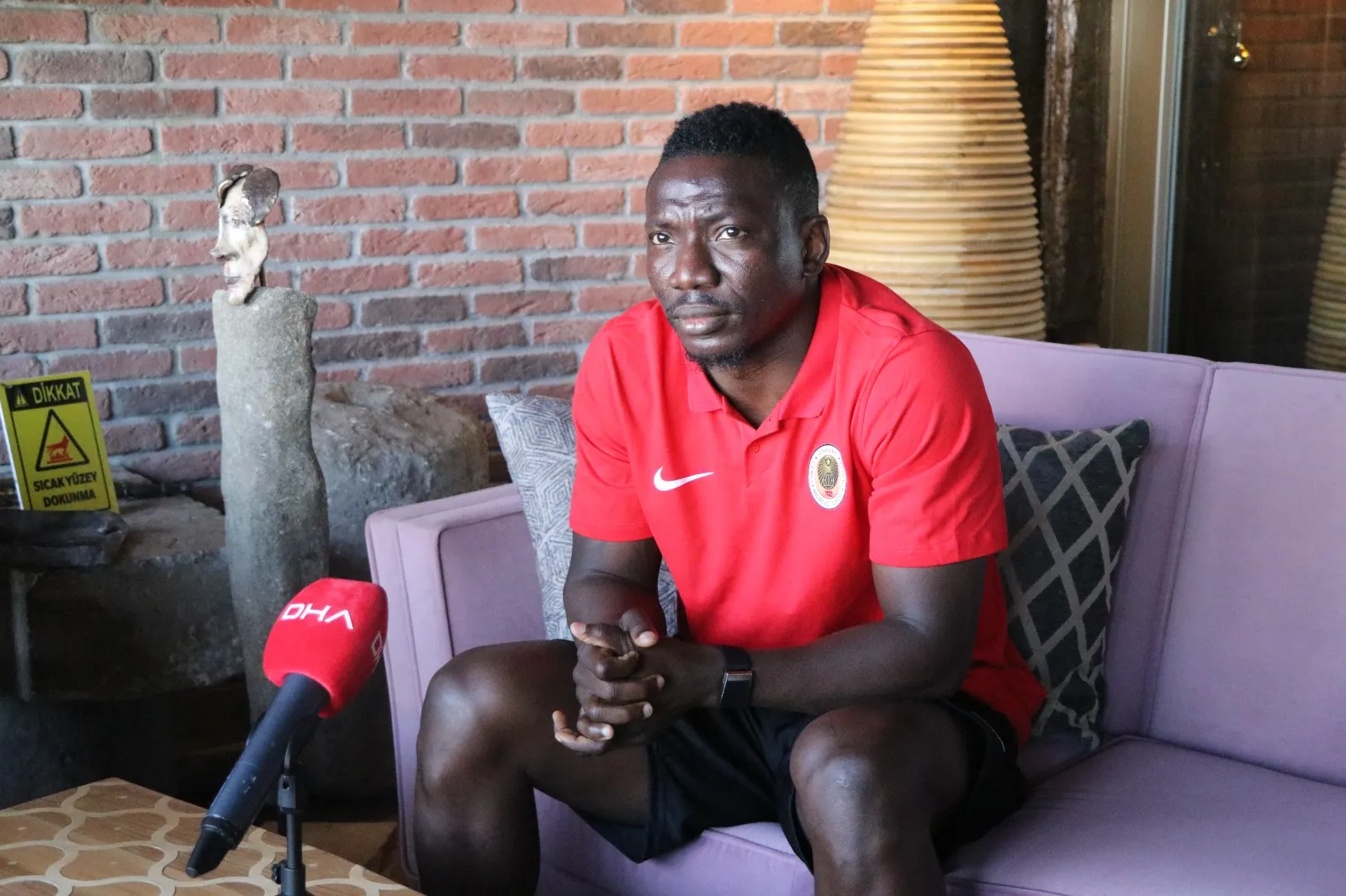 Gençlerbirliği’nin yıldızı Etebo yeni sezonda hata istemiyor