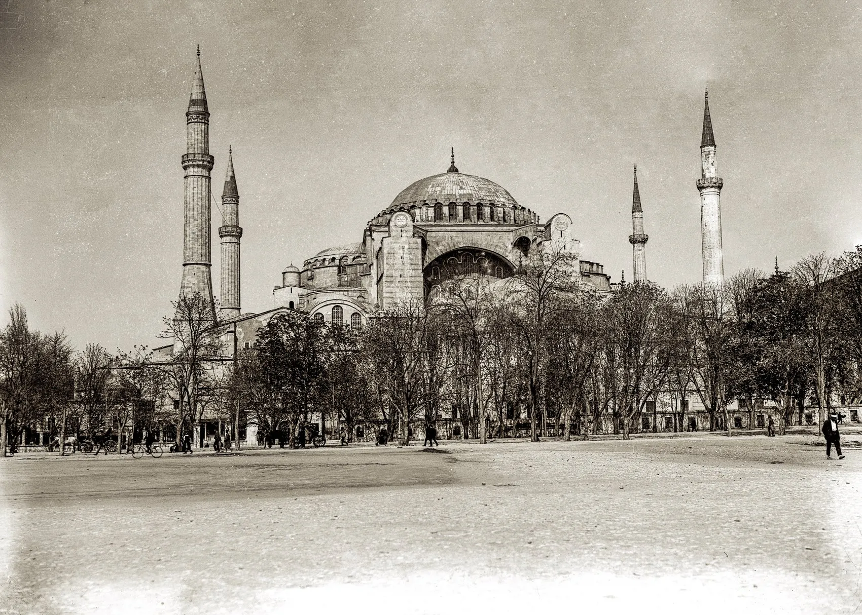 Ayasofya tarihine ışık tutan özel çalışma okuyucuyla buluştu