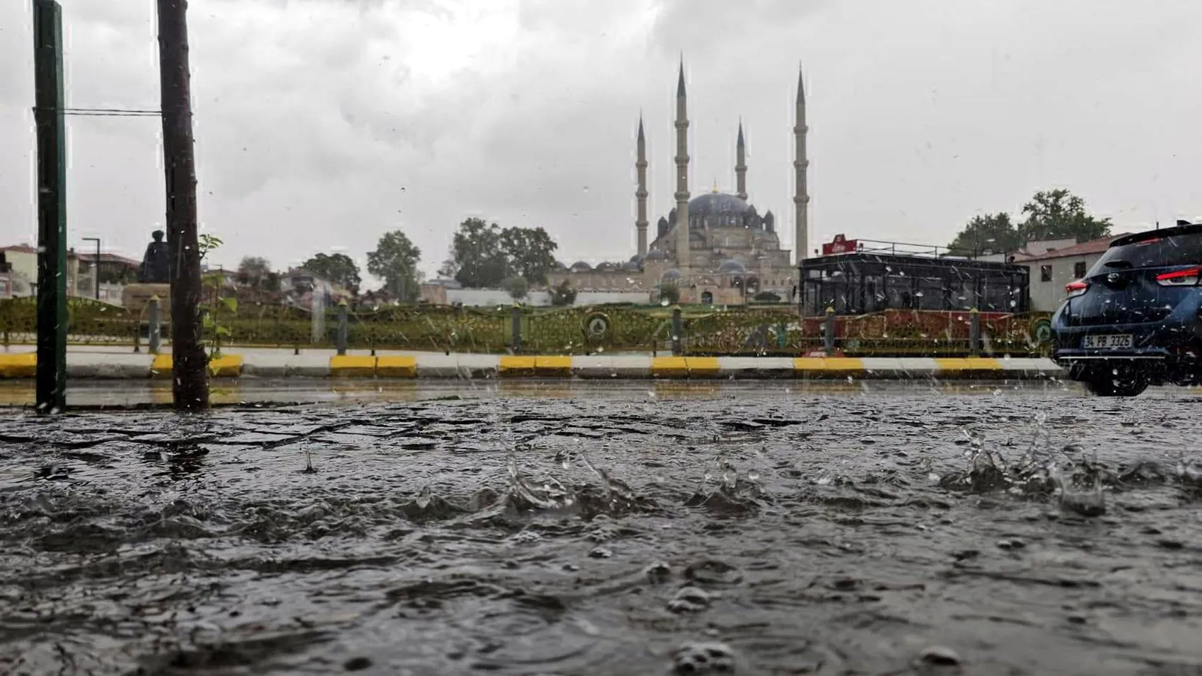 Trakya ve İstanbul Avrupa Yakası için sel uyarısı geldi