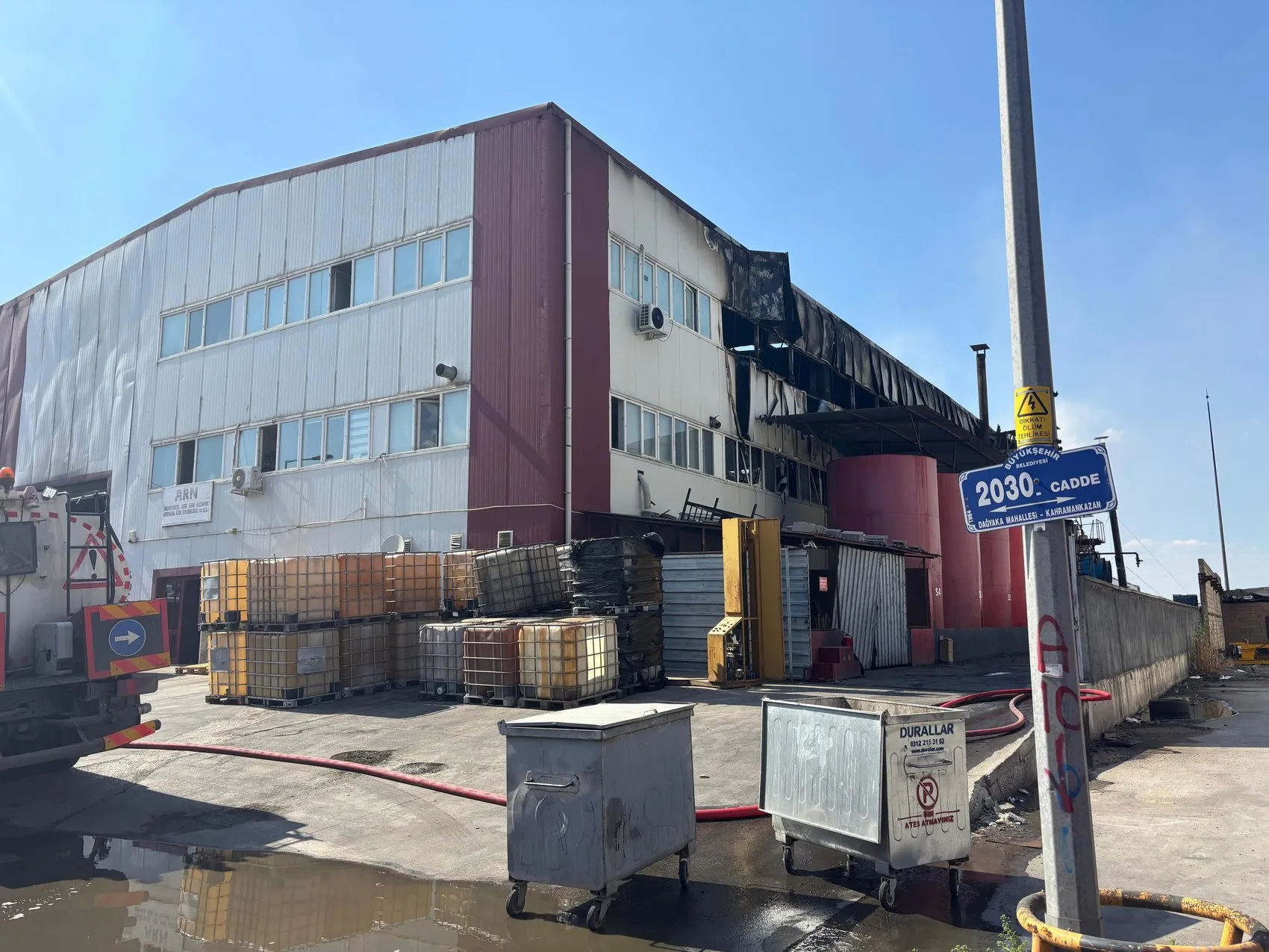 Kahramankazan’daki dev atık yağ fabrikasında korkutan yangın
