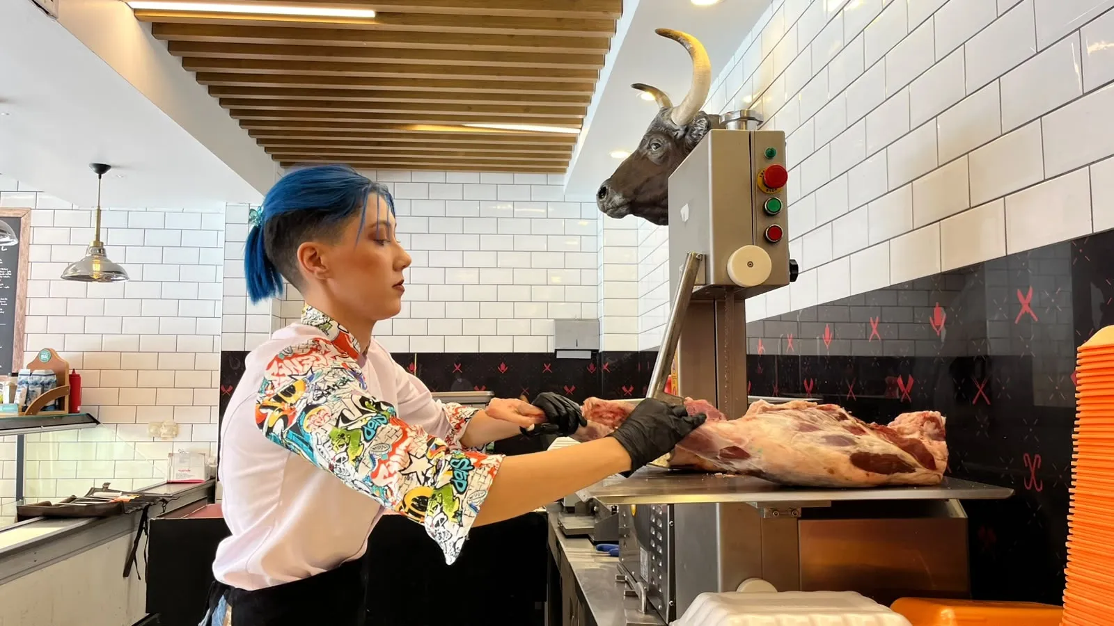 Ankara'da vegan kasap Bıçak tutunca fikirleri değişti