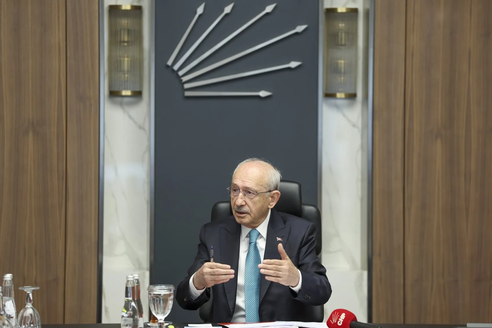 Kılıçdaroğlu ailelerin acısını dinledi