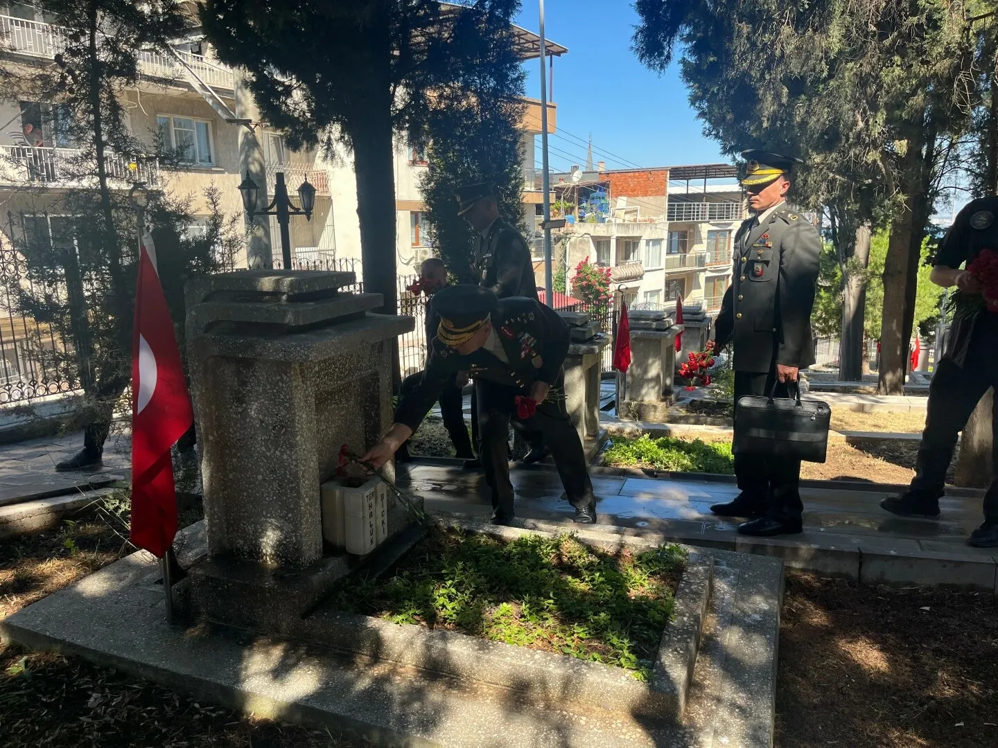 İzmir 15 Temmuz şehitlerini Kadifekale’de andı