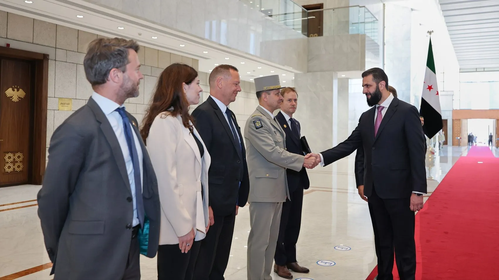 Macron ve Şara Şamda bir araya geldi
