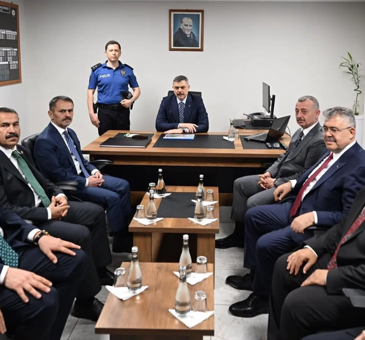 Sokak hayvanları için yıl sonu hedefi konuldu